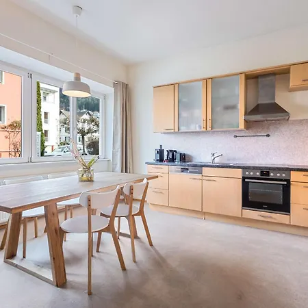 Stylische Altbauwohnung Am