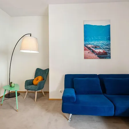 Stylische Altbauwohnung Am * 布雷根茨